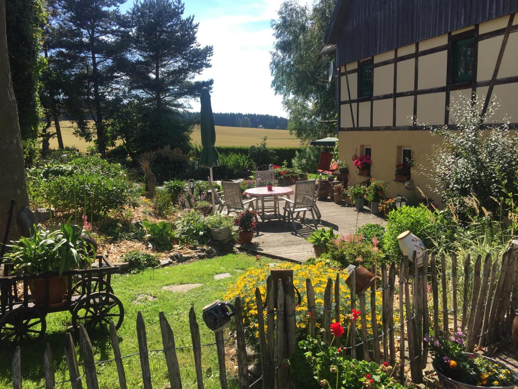 Hotel Olbernhau Mit Sauna - Kleines Landhotel Zur Ofenschenke エクステリア 写真