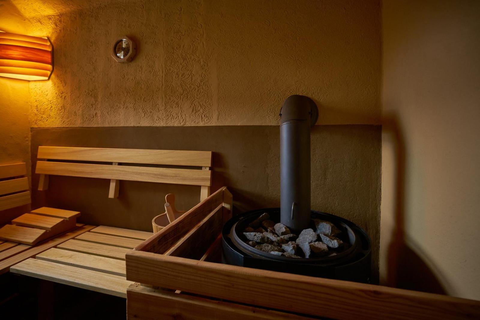Hotel Olbernhau Mit Sauna - Kleines Landhotel Zur Ofenschenke エクステリア 写真