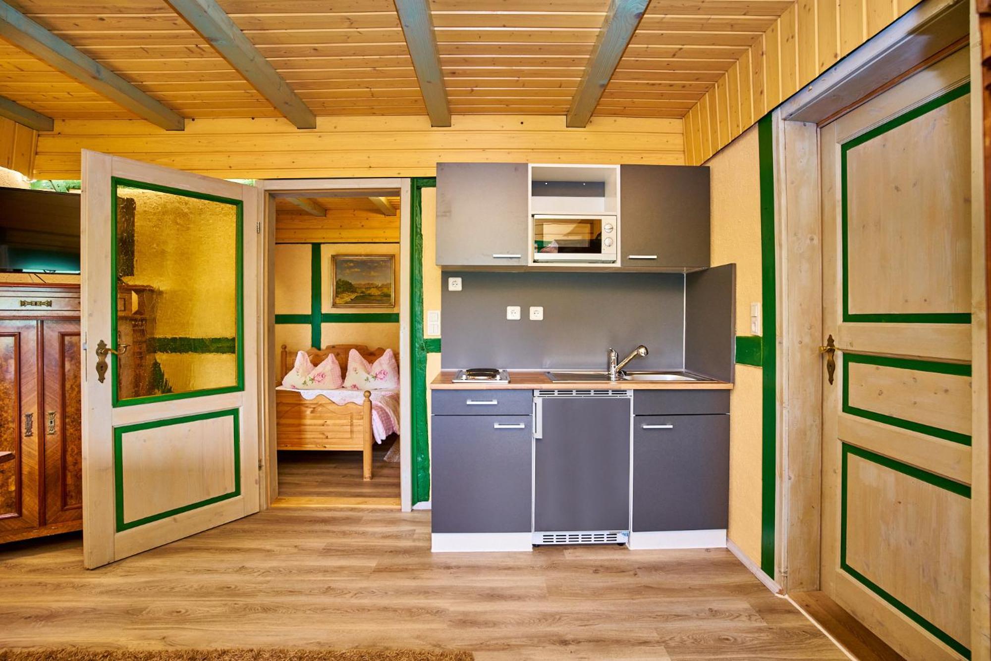 Hotel Olbernhau Mit Sauna - Kleines Landhotel Zur Ofenschenke エクステリア 写真